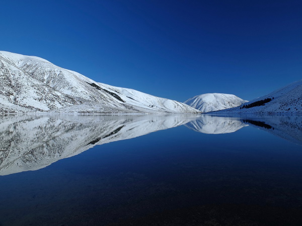 Owen Ragg: Still Water