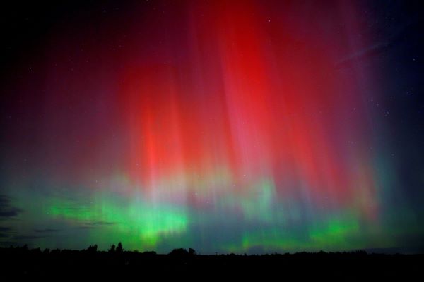 Elizabeth Burtt: Aurora Australis