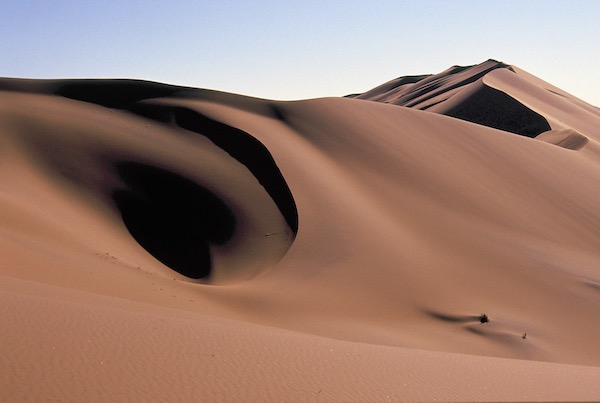 Desert landscape (Pol Syrett)