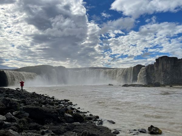 Fossholl Iceland (Robyn Owen) Fossholl Iceland (Robyn Owen)